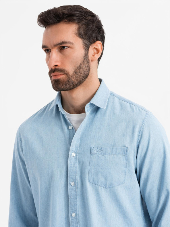 Ombre Clothing Cămașă bărbătească din denim cu buzunar brodat - albastru deschis Îmbrăcăminte Ombre