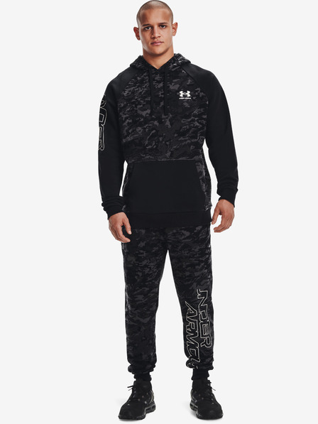 Under Armour Pantaloni de trening pentru bărbați Under Armour RIVAL FLC CAMO SCRIPT JGR