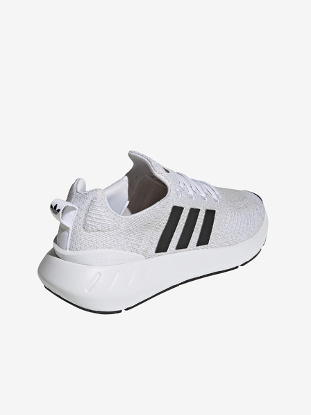 adidas Originals Swift Run 22 Teniși