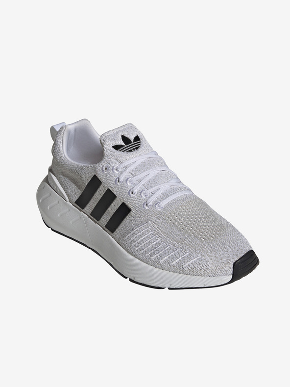 adidas Originals Swift Run 22 Teniși