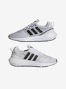 adidas Originals Swift Run 22 Teniși