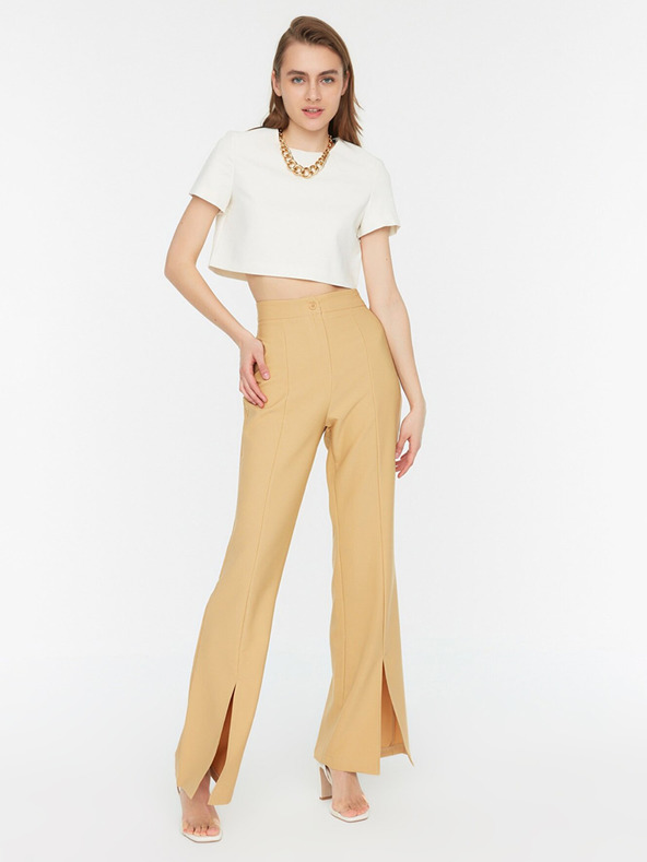 Trendyol Pantaloni evazați maro deschis cu crăpătură Trendyol