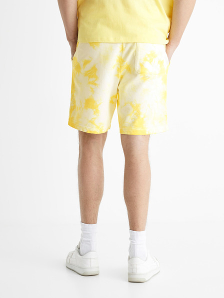 Celio Pantaloni scurți galbeni batik Celio Botache