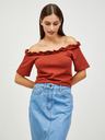 Pieces Top crop maro cu umerii la vedere Pieces Leah