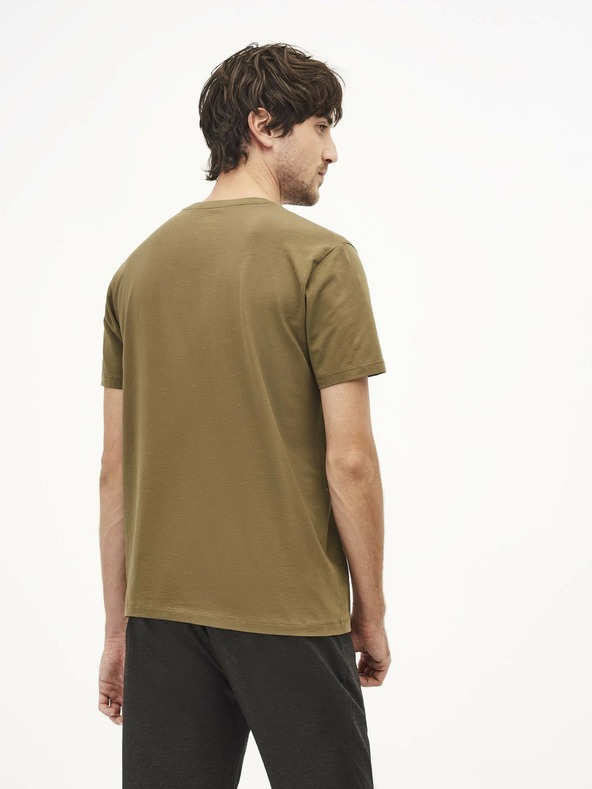 Celio Neunir Tricou