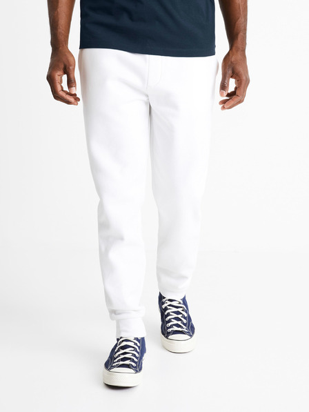 Celio Pantaloni de jogging albi Celio Vojoggie