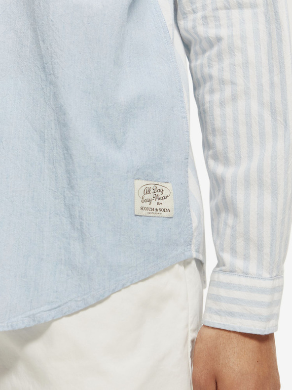 Scotch & Soda Cămașă în dungi albastră și albă Scotch & Soda pentru bărbați