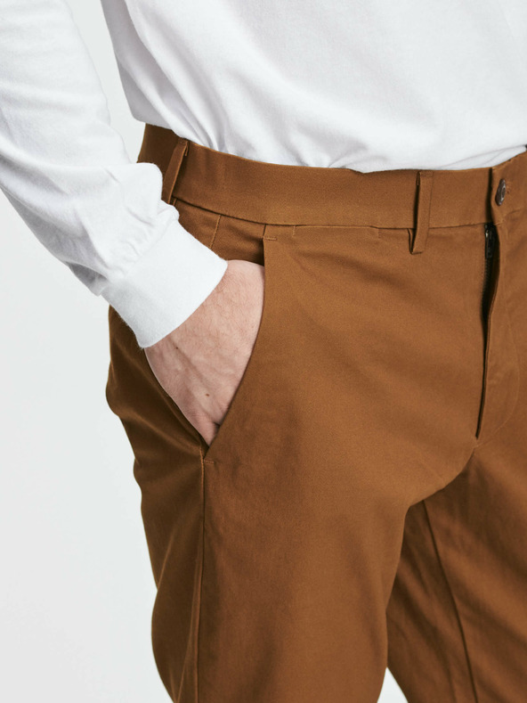 GAP Pantaloni modern khaki in slim fit GapFlex GAP