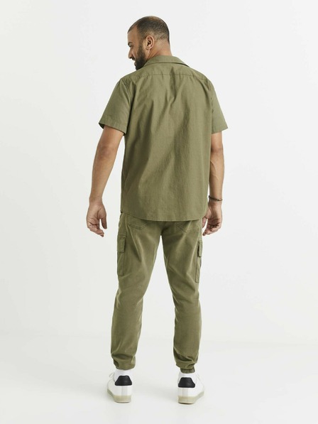 Celio Cămașă de bărbați kaki cu buzunare Celio