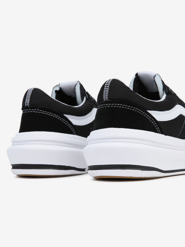 Vans Adidași negri cu detalii din piele de căprioară VANS