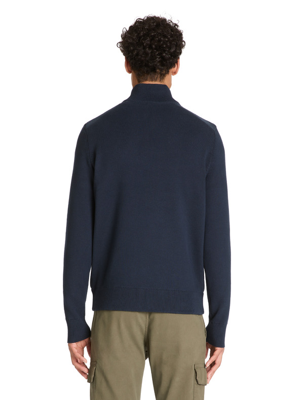 Celio Jergus jachetă cu guler