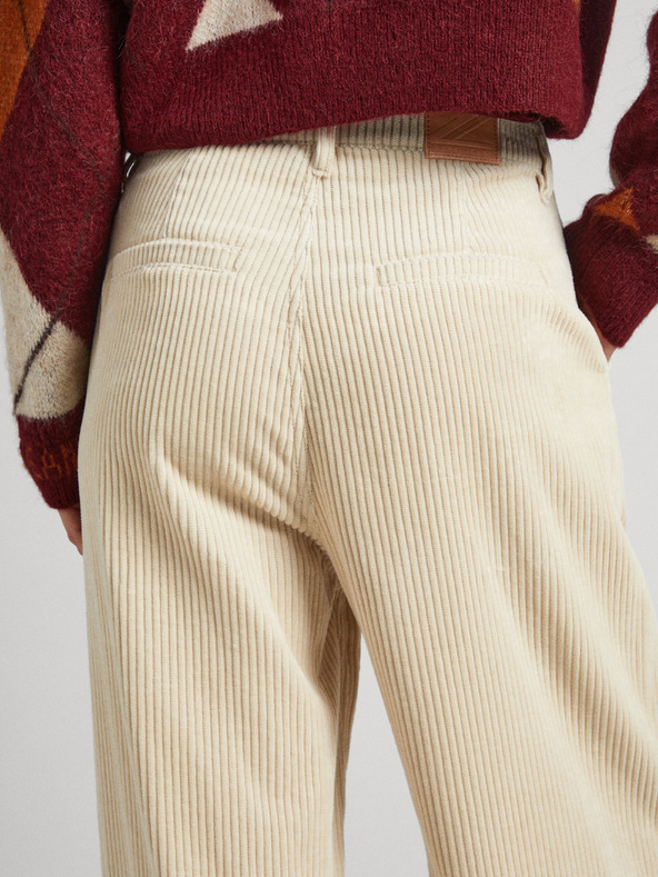 Pepe Jeans Pantaloni evazați crem pentru femei Pepe Jeans Cecilia Cord