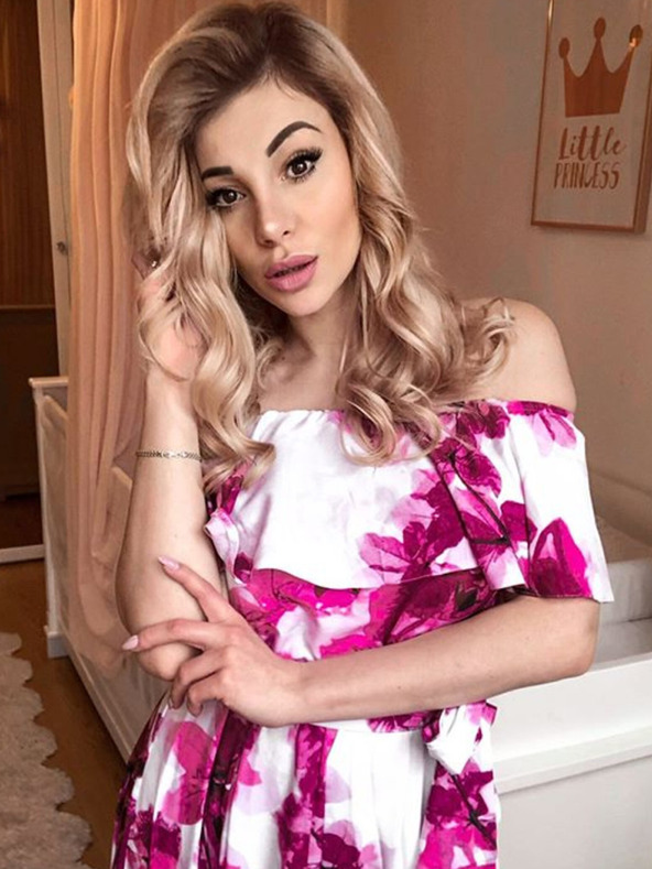 numoco Rochie lungă cu volane - flori mari roz Numoco