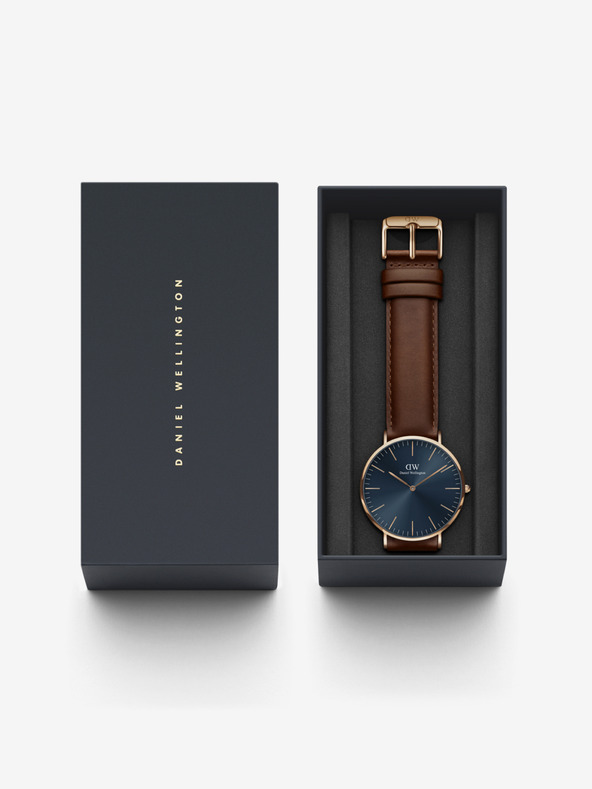 Daniel Wellington Ceas de piele maro închis pentru bărbați Daniel Wellington CLASSIC