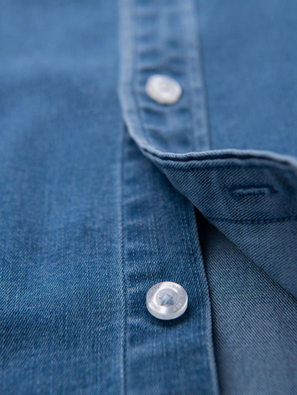 Ombre Clothing Cămașă bărbătească din denim cu lyocell și broderie pe piept - albastru Ombre Clothing