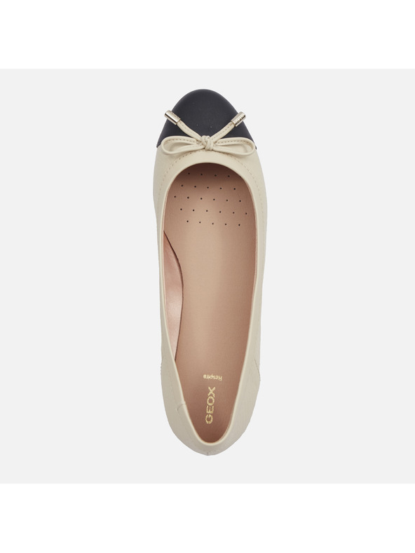 Geox Balerini de damă crem Geox Charlene