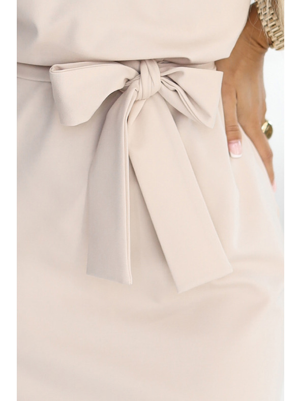 numoco 240-5 ROXI rochie cu fustă asimetrică și centură - bej