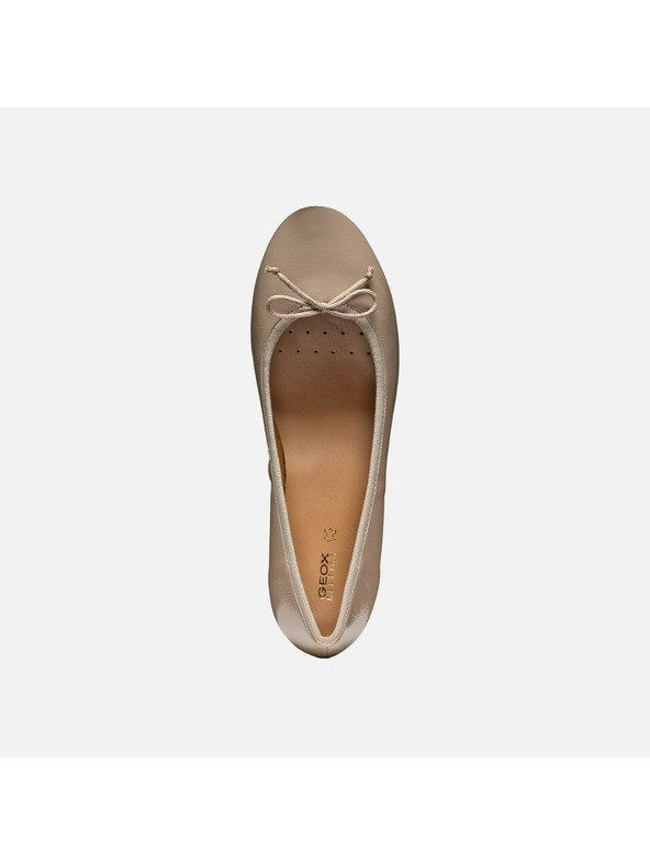 Geox Pantofi bej cu toc pentru femei Geox Floretia