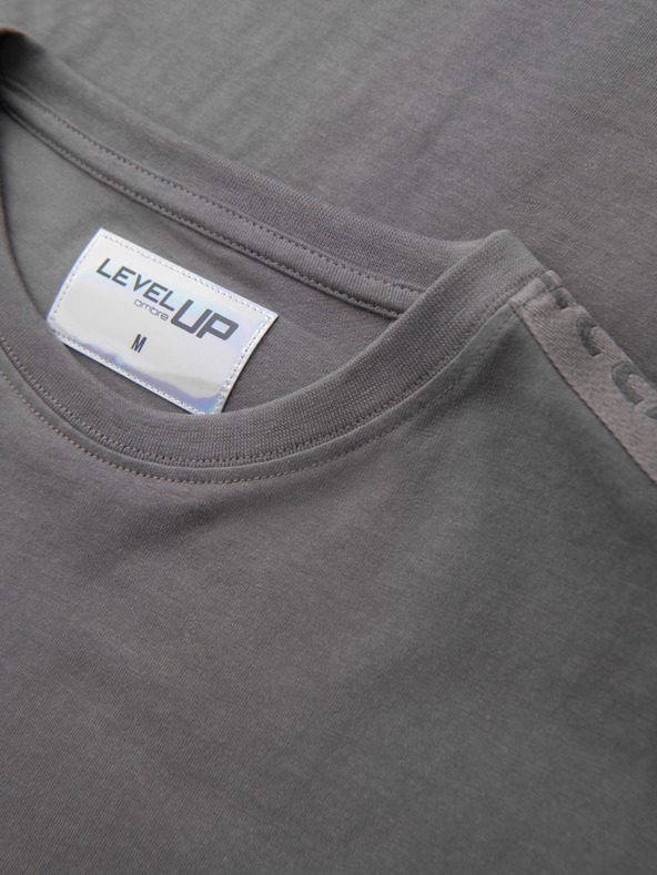 Ombre Clothing Tricou din bumbac pentru bărbați cu mânecă lungă, cu bordură și imprimeu pe piept Ombre Clothing