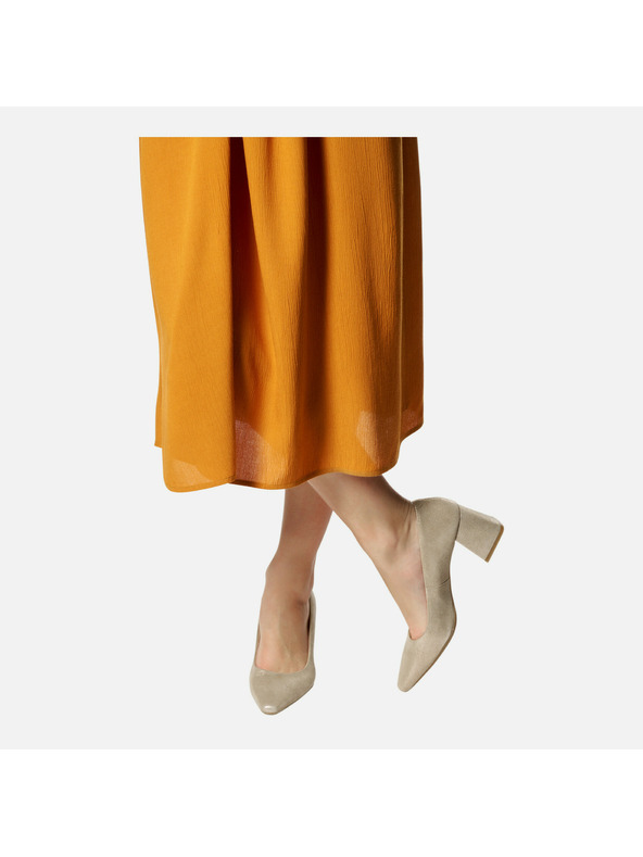 Geox Pantofi crem cu toc pentru femei Geox Giselda